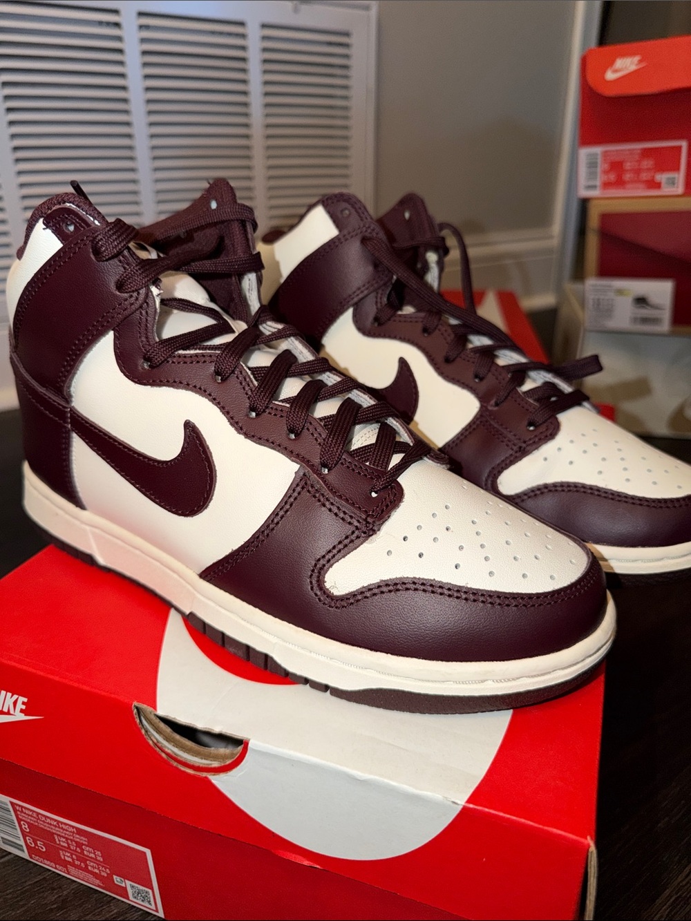 Nike womens High-Top Sneakers - Maroon & White
